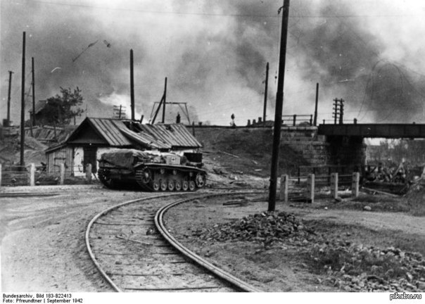 Увидел в Саратове самоходную установку StuG III. Именно с ее помощью Гитлер хотел завоевать Сталинград - Моё, Сталинград, Сталинградская битва, Волгоград, Саратов, Длиннопост, Танки, Вторая мировая война, Великая Отечественная война