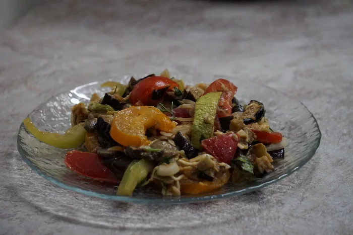 Salad of eggplant and other vegetables - My, Snack, Alcohol, Salad, Dumplings