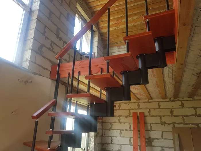 The ladder of a modular design is very often ordered. The versatility of the frame is a big plus when assembling - My, Home construction, Construction, Repair, Stairs, Longpost