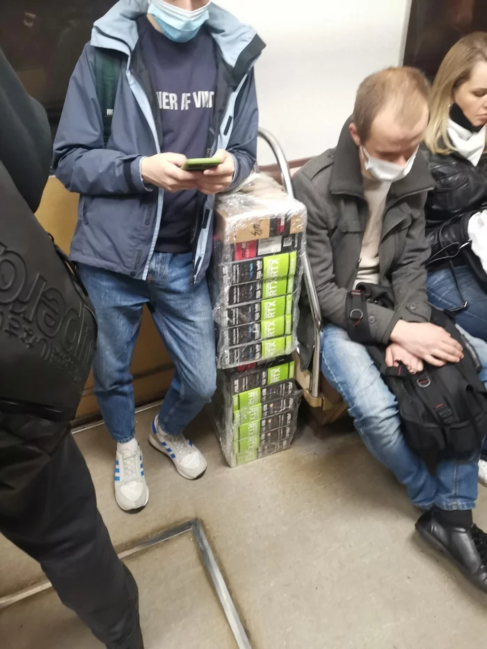 Response to the post “A person just goes home, putting 500 thousand rubles on the floor in the subway” - Mining, Miners, Nvidia, Metro, Video card, Reply to post