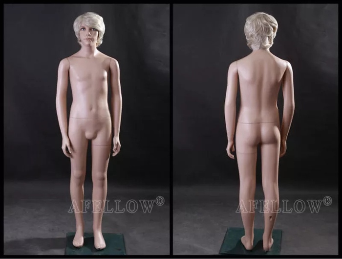 Реалистичный манекен парня