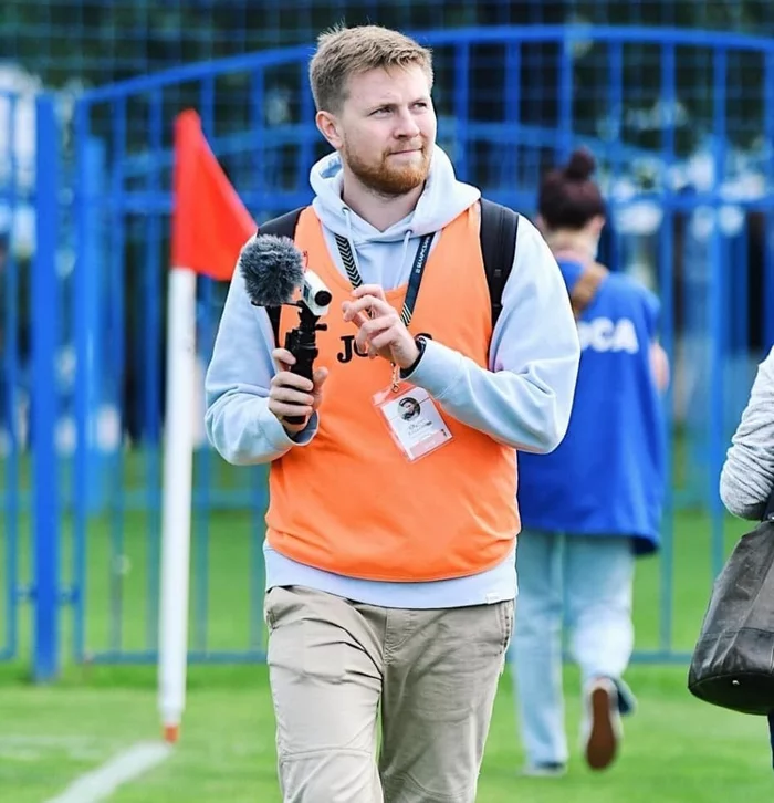 Sports journalists Alexander Ivulin and Yaroslav Pisarenko were arrested for 30 and 15 days, accused of hanging a flag on a window - Republic of Belarus, Politics, Football, Journalists, Bloggers, Court, Absurd, Repression