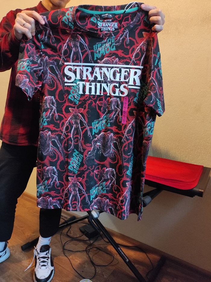Stranger Things T-Shirt    , Netflix, 