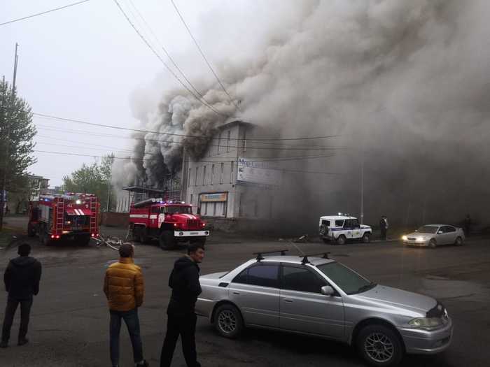 Пожар в легендарном ДК Рыбаков на Камчатке - Моё, Петропавловск-Камчатский, Негатив