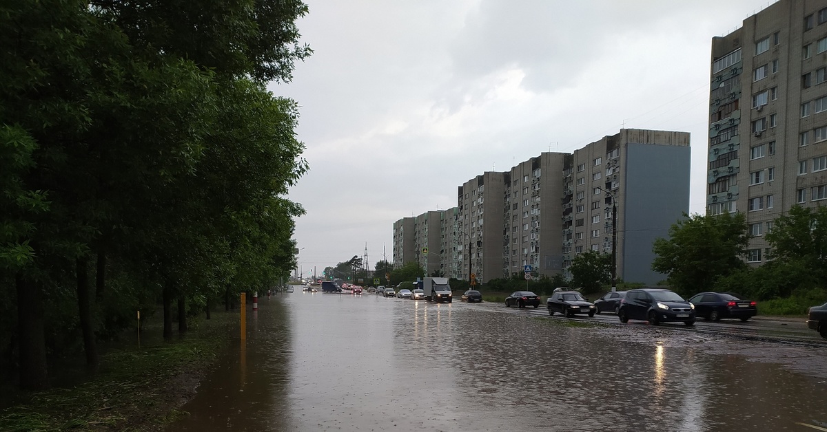 Где сейчас идет дождь нижегородская область. Дзержинск затопило. Дзержинск после дождя. Дождь в Дзержинске.