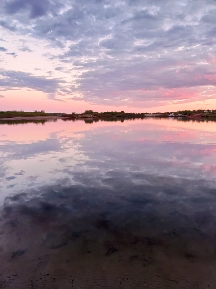 Night backwater, Pechora river - My, Pechora River, Pechora, Sky, Night, North, Nature, The photo