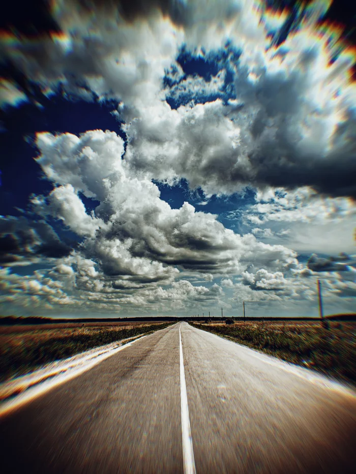 Vladimir highway - My, The photo, Mobile photography, Road, Highway, Landscape, Highway to hell, HDR