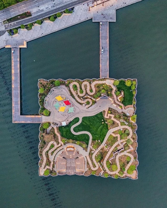 Новый парк на окраине Манхэттена, Нью-Йорк Архитектура, Парк, Нью-Йорк, Длиннопост, Фотография