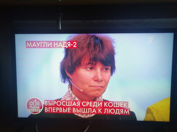 ,     !? )))