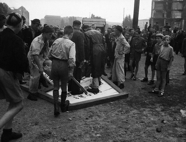 Рабочее восстание в ГДР, 1953 год - ГДР, Восстание, Танки, Фотография, История, Видео, 20 век, Длиннопост