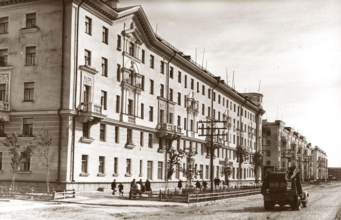 Комсомольск-на-Амуре. Город из советской мечты Советская архитектура, СССР, Сталинская архитектура, Сравнение, Было-стало, Дальний Восток, Длиннопост, Комсомольск-на-Амуре