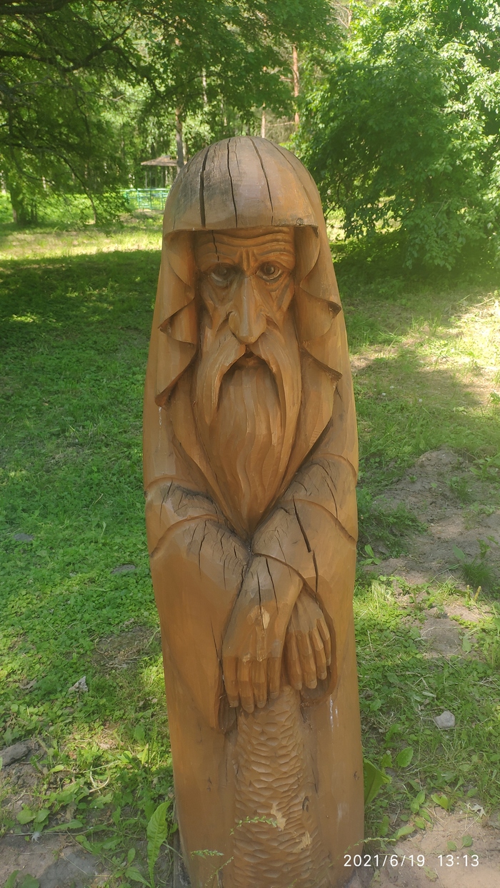 Баян Скульптура, Старая Русса, Длиннопост