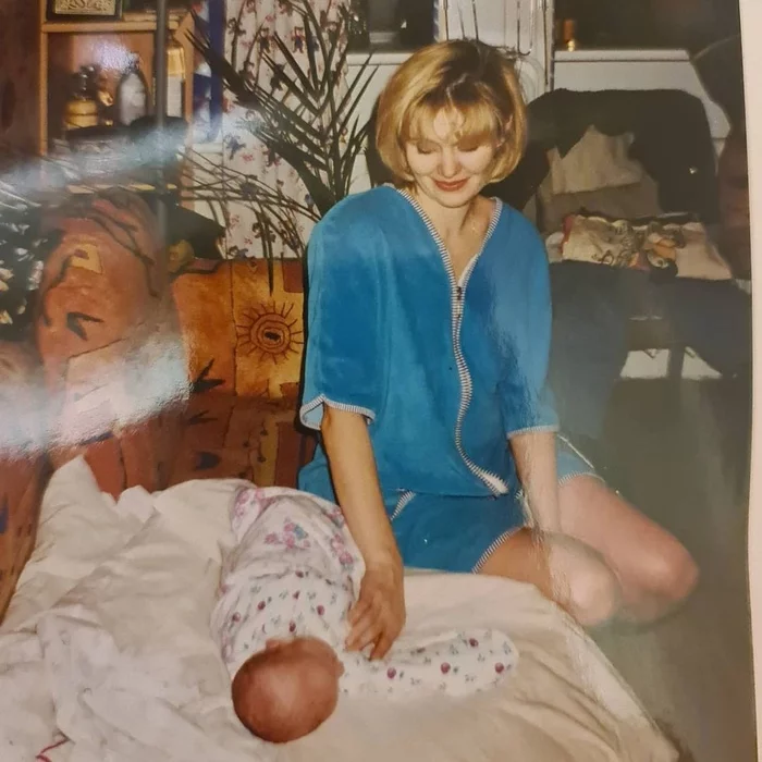 Interesting photos of the 90s (part 43) - 90th, Childhood of the 90s, Nostalgia, The photo, A selection, Celebrities, Epoch, Russia, , Zhanna Friske, Andrey Gubin, Irina Saltykova, Evgeny Osin, Alexander Tsekalo, Lolita Milyavskaya, Glue moment, Decl, Yuri Stoyanov, Town, Shura, Longpost
