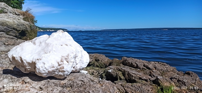 Помогите выбрать место для отдыха с палатками. :) Без рейтинга