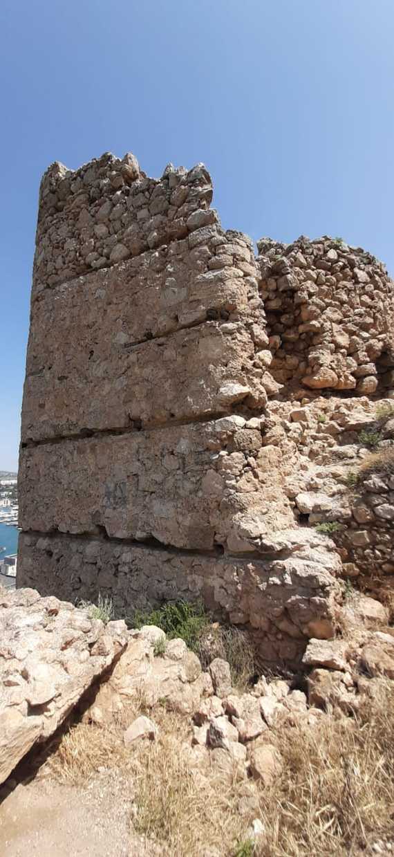 Balaclava. Ruins of Cembalo - My, Balaclava, Vacation, Ruin, Longpost