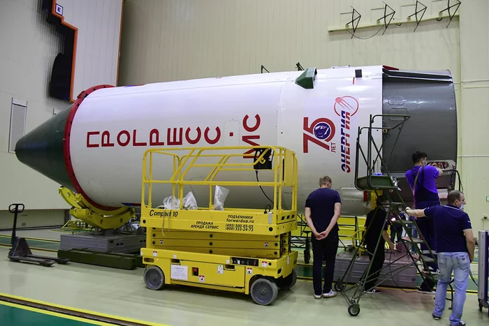 Rocket with transport cargo ship Progress MS-17 installed at launch - RKK Energy, Roscosmos, Cosmonautics, ISS, Space, Technologies, People, Story, , Events, Longpost