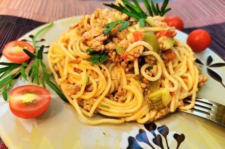 Спагетти с мясом и овощами - Спагетти, Фарш кулинарный, Мясо, Макароны, Итальянская кухня, Италия, Еда, Кулинария, , Рецепт, Приготовление, Питание, Вкусно, Блюдо, Длиннопост