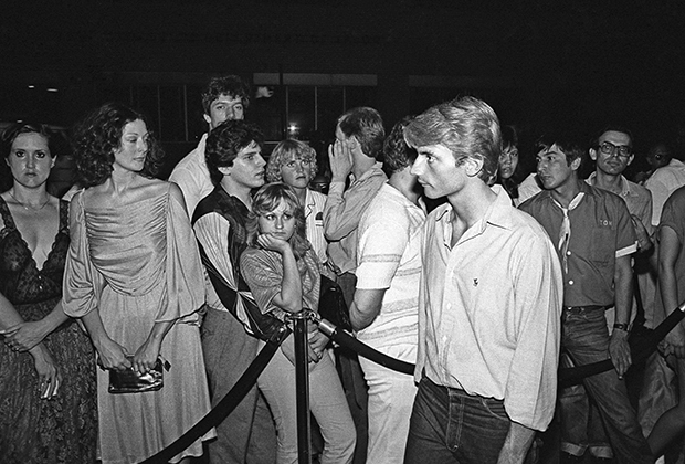 This place is like Sodom and Gomorrah What were the stars doing behind the doors of the legendary US nightclub? - NSFW, Night club, New York, Story, Repeat, Longpost, Nudity, Erotic, Girls, Studio 54