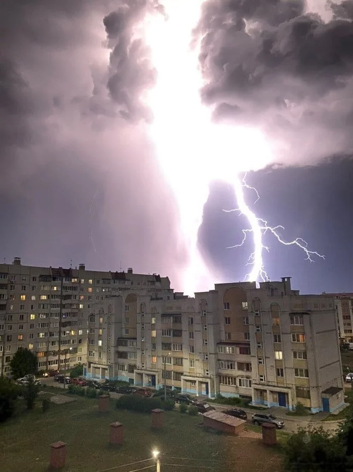 Response to the post Thor is landing in Yekaterinburg - Lightning, The clouds, Light, The photo, Cheboksary, Reply to post