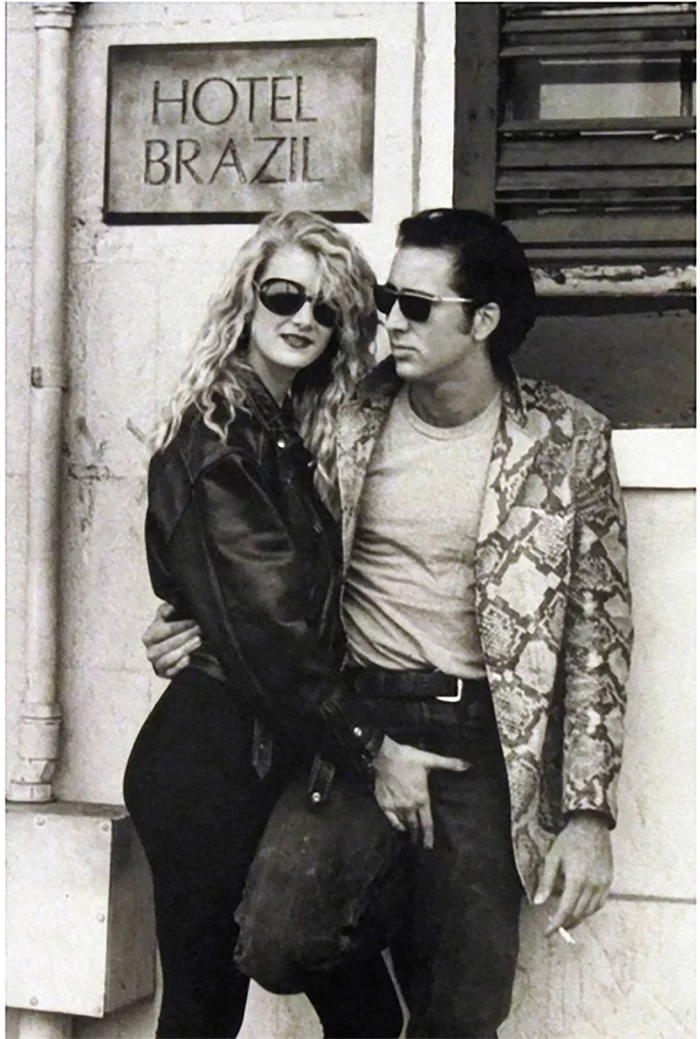 Nicolas Cage and Laura Dern on the set of Wild at Heart, 1990 - The photo, Stars, Nicolas Cage, Laura Dern