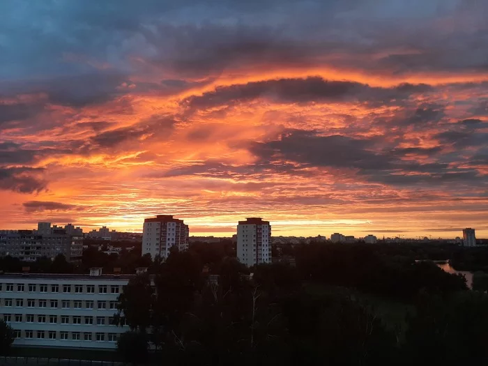 Sunset in Minsk - My, Sunset, Battle of sunsets