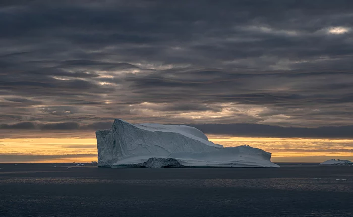 #Sunsets of the coast of Antarctica - My, The photo, Sunset, Antarctic, Nature, Iceberg, Ocean