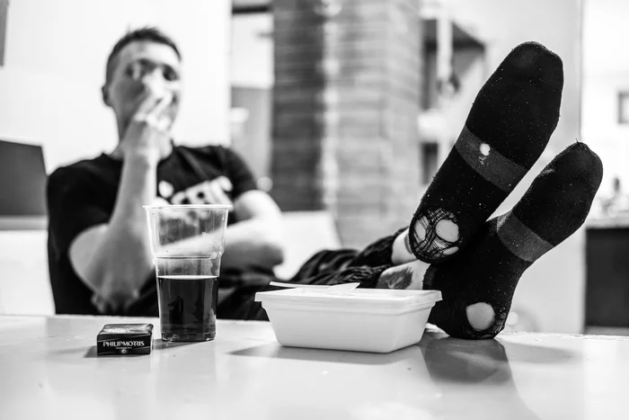 Come up with a caption for the photo - My, Black and white, The photo, Person, Cigarettes, Doshirak, Tea, Socks