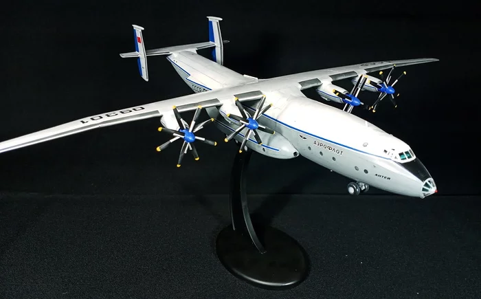 Turboprop giant. - My, Stand modeling, Modeling, Aircraft modeling, Prefabricated model, Aviation, Airplane, Story, the USSR, , Technics, Hobby, With your own hands, Needlework without process, Video, Longpost