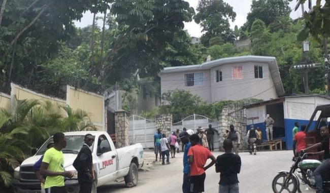 Haitian President Jovenel Moise killed by unknown gunmen - Politics, Negative, Haiti, Riot, Protest, Murder, Coup, Longpost