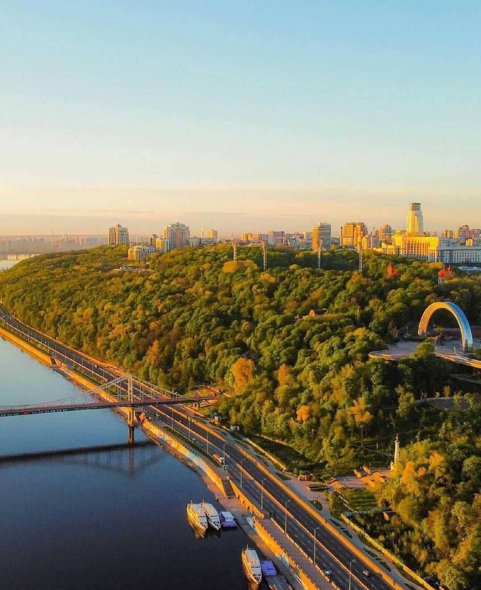 Утро в Киеве