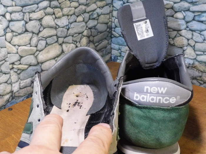 Ткань на пятках в New Balance - иногда получается вообще хорошо! Ремонт обуви, Обувь, Длиннопост, Кроссовки