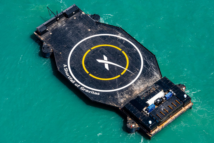       SpaceX       SpaceX, ,  , , , , 