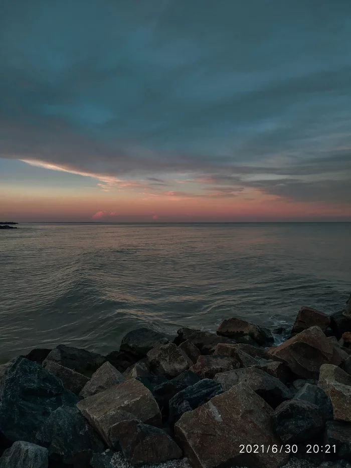 А закат был ал... - Моё, Море, Закат, Лето, Фотография