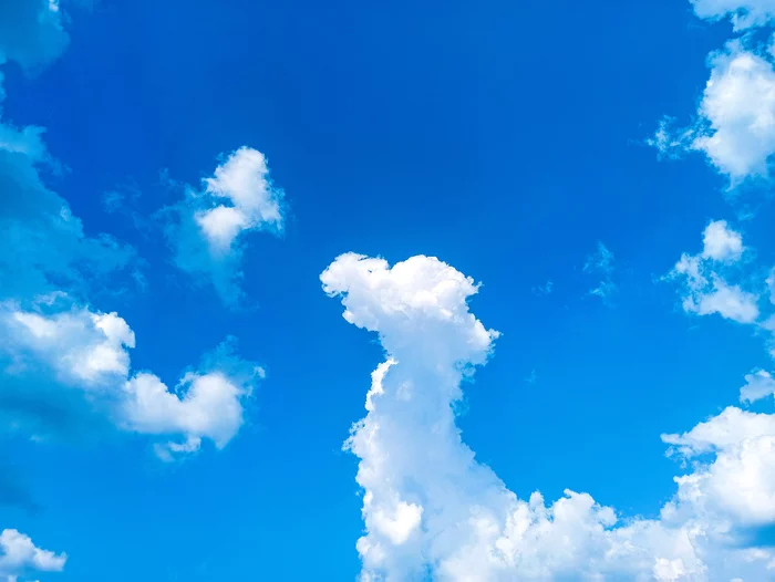 White clouds against the blue sky - My, The photo, Sky, Clouds