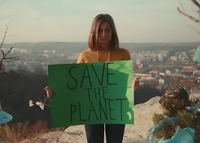 A schoolgirl from Samara organized the collection of ice to be sent to Antarctica - Samara, Russia, Ecology, Climate, Global warming, Humor, Satire, IA Panorama