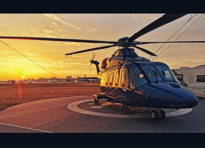 Leonardo aw139 at sunset - My, Sunset, Helicopter, MAKS (air show), Mobile photography, Huawei P30 PRO