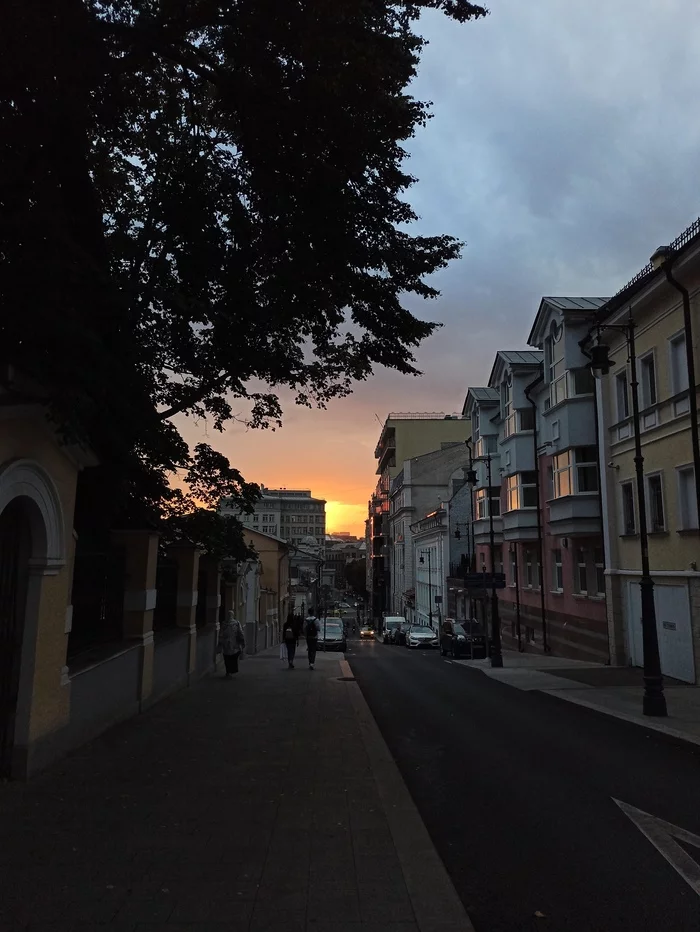 Sunset in the city - Sunset, Town, The street