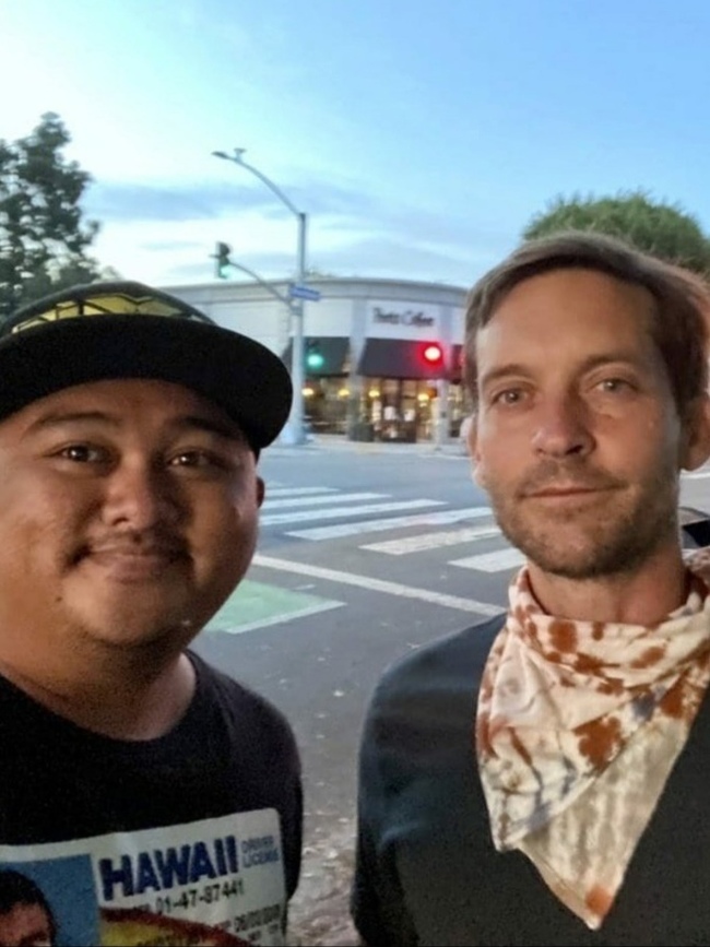 We met Tobey Maguire on one of the streets of Los Angeles - Tobey Maguire, Actors and actresses, Celebrities, Spiderman, Movies, Photo with a celebrity, Los Angeles, From the network, Longpost