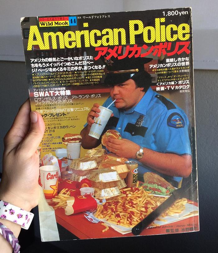 Japanese magazine about American police - Japan, US police, Magazine, Stereotypes