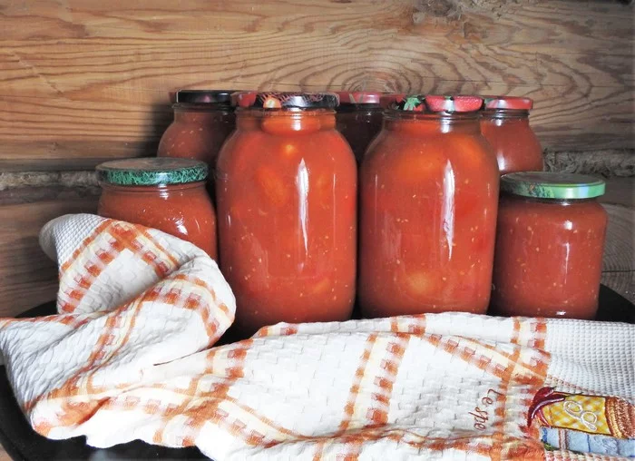 Tomatoes in their own juice - 2 options for the lazy and not so - Longpost, Blanks, Tomato juice, Tomatoes, Canned food, Cooking, Food, My