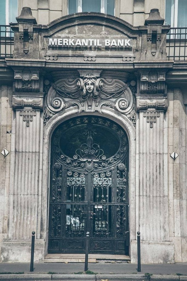 Entrance portals, Budapest, Hungary - Architecture, Entrance group, Portal, Door, Budapest, Hungary, Longpost
