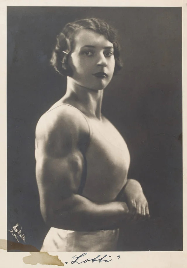 German bodybuilder Louise Leers 1925 - Girls, Body-building, The photo, Black and white photo