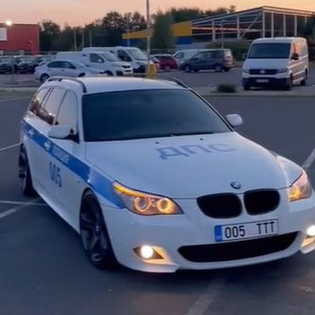 A woman in a BMW with traffic police signs angered the Estonian police: she faces a large fine or arrest - Estonia, DPS, Police, Fine, Longpost, Bmw