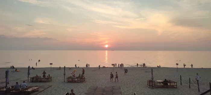 Шикарное завершение дня! - Моё, Закат, Балтийское море, Мобильная фотография, Радость, Длиннопост