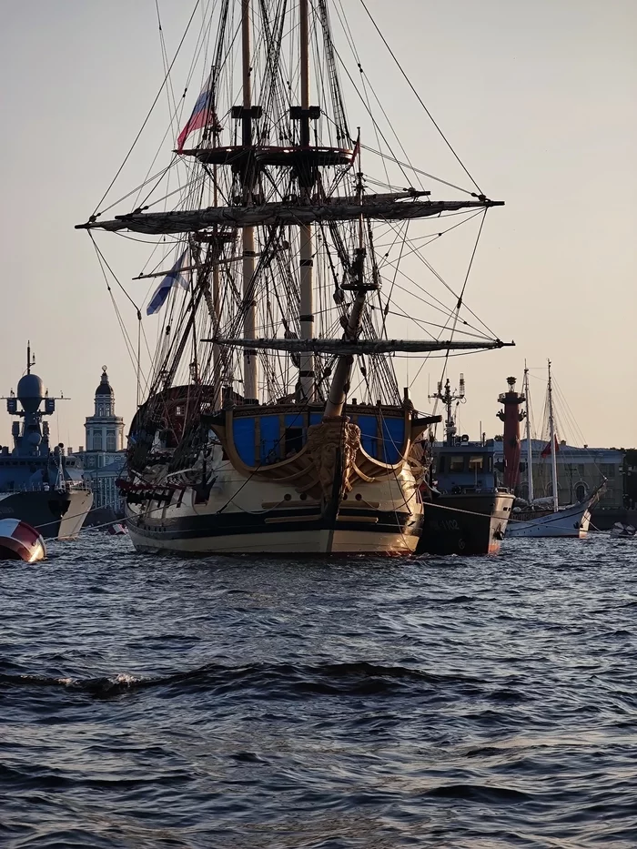 Ship in cool glasses - My, Ship, Sunglasses, Saint Petersburg