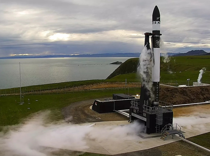 Rocket Lab ������������ � �����!