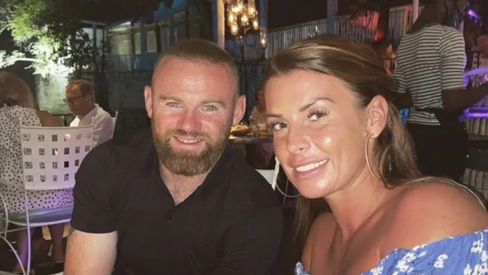 The wife of former England footballer Rooney believed that he did not cheat on her in a hotel with half-naked girlfriends - Wayne Rooney, Пьянство, Footballers, Treason