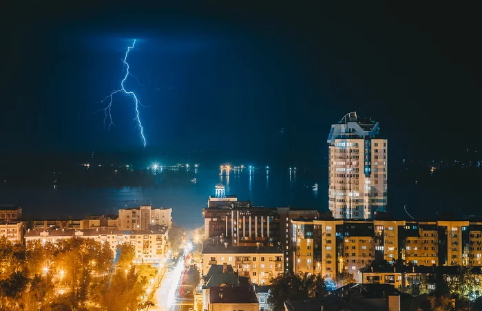 In the moment... - My, View from the window, Lightning, Town, Moment, Samara