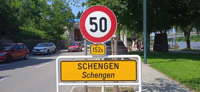 Schengen - My, Travels, Mobile photography, Work abroad, Truckers, Video, Longpost, Schengen