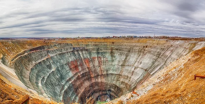 Today is 4 years since the tragedy at the MIR mine - Tragedy, Crash, Mine, Diamonds of Yakutia, Rudnik Mir, Longpost, Negative